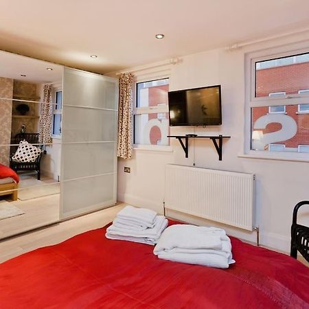 Whole House In Central Camden Town ロンドン エクステリア 写真